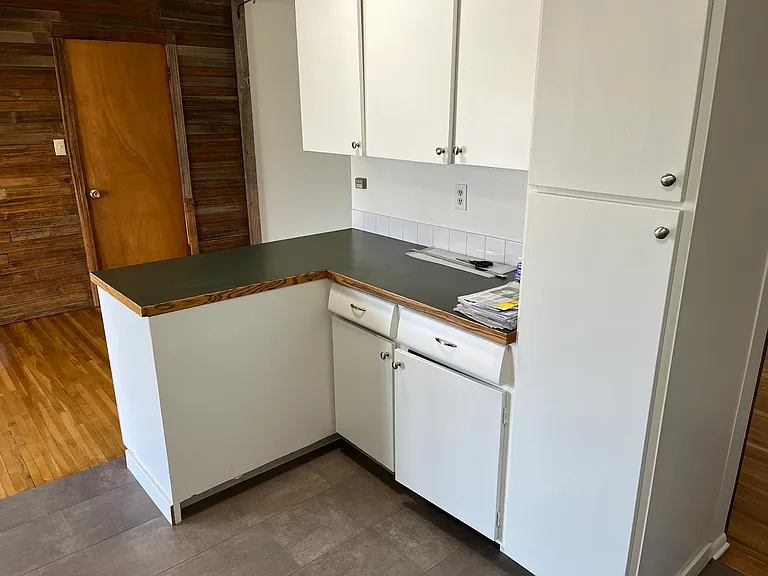 3605 Martin Dr — Photo 14