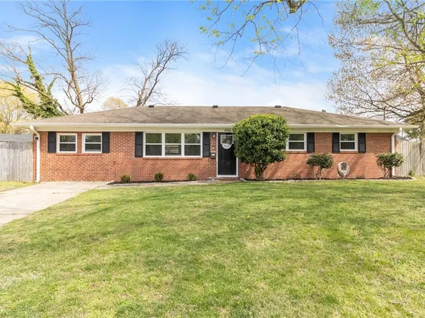 4725 Bridgeman Ct, Virginia Beach, VA 23455