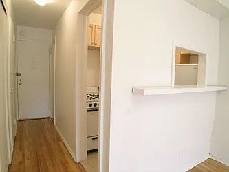 Rented by Barkoff Residential 