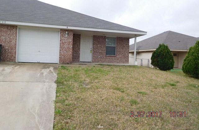 1st image of 2700 Alma Dr #B