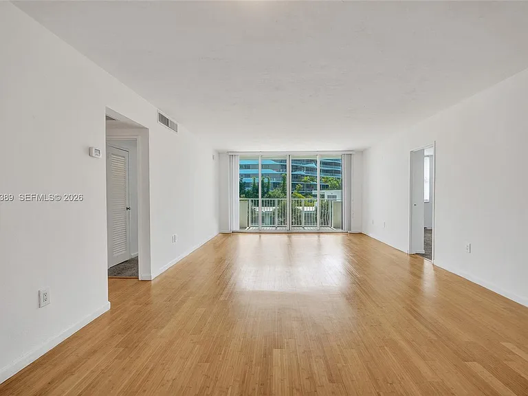 10350 W Bay Harbor Dr #3G — Photo 19