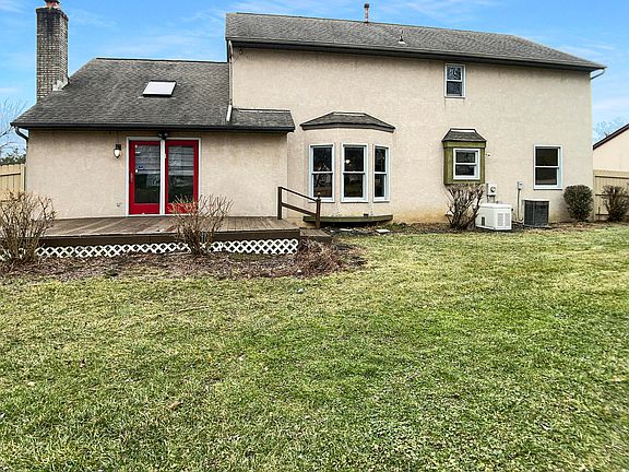 5th image of 13021 Heatherstone Cir NW