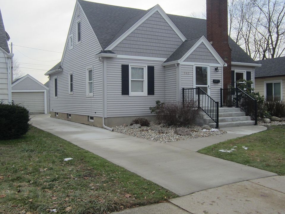 1st image of 942 California St NW