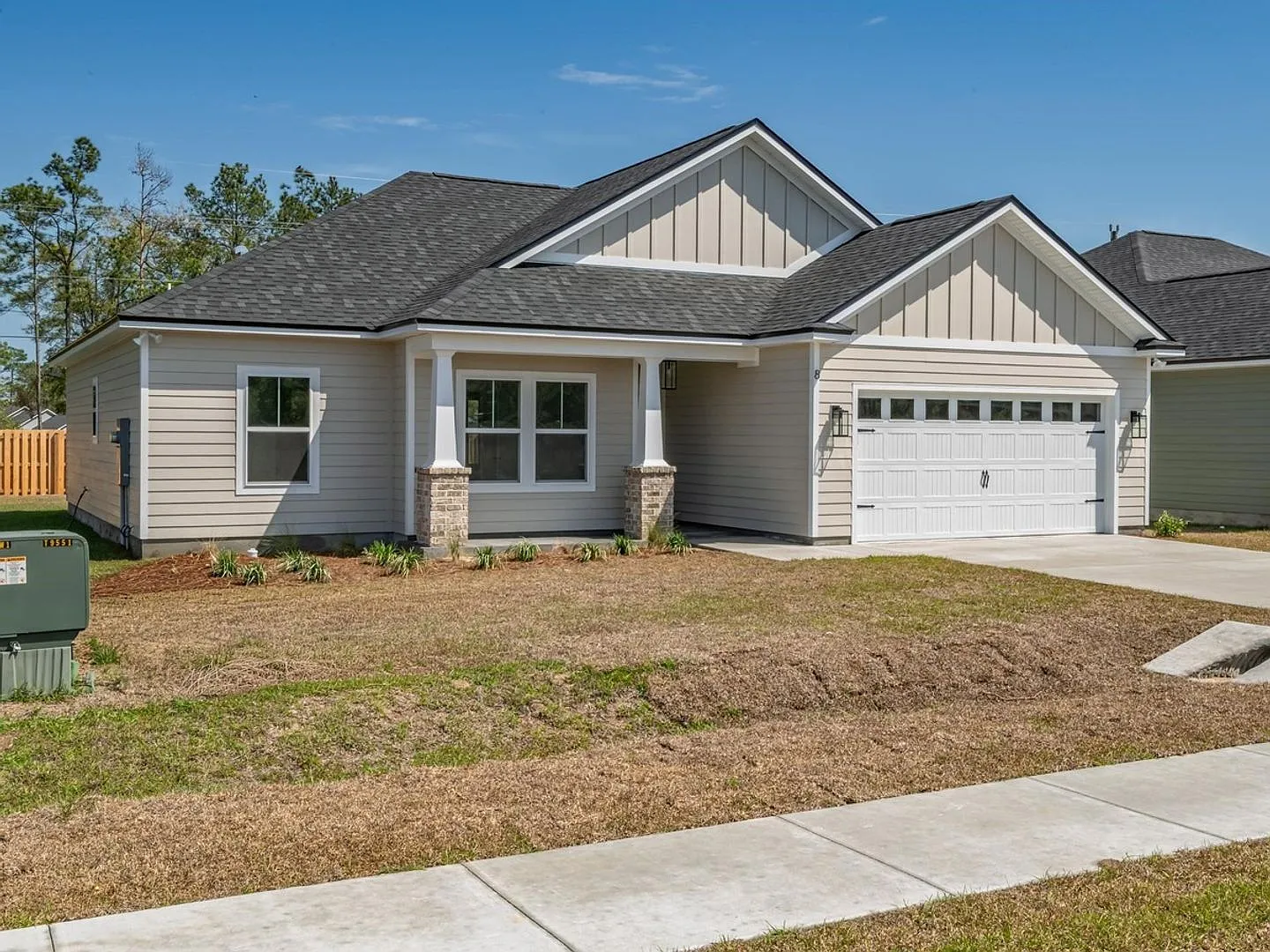 Beautiful New 3BR/2BA Home with Office Space — Photo 2