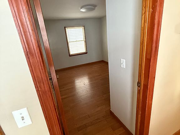 5th image of 616 N 9th St #1