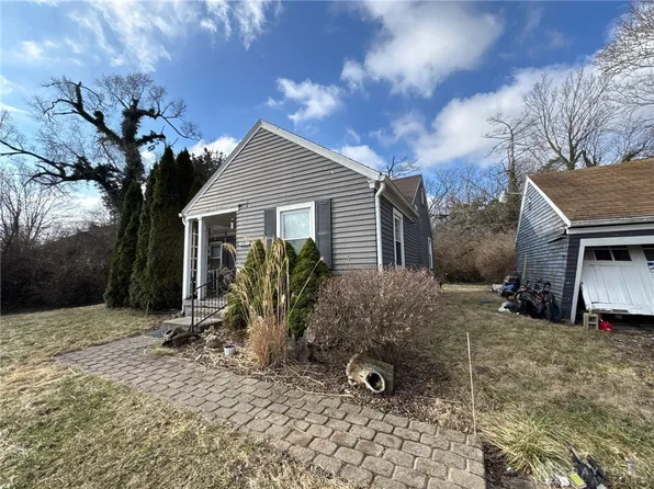 6909 N Main St, Dayton, OH 45415