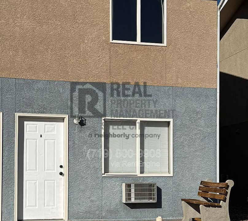 1st image of 1717 Oakshire Ln Unit A