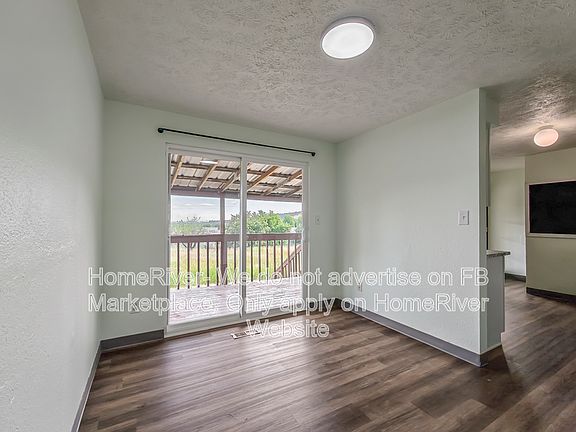 2nd image of 4708 S Glenrose Rd
