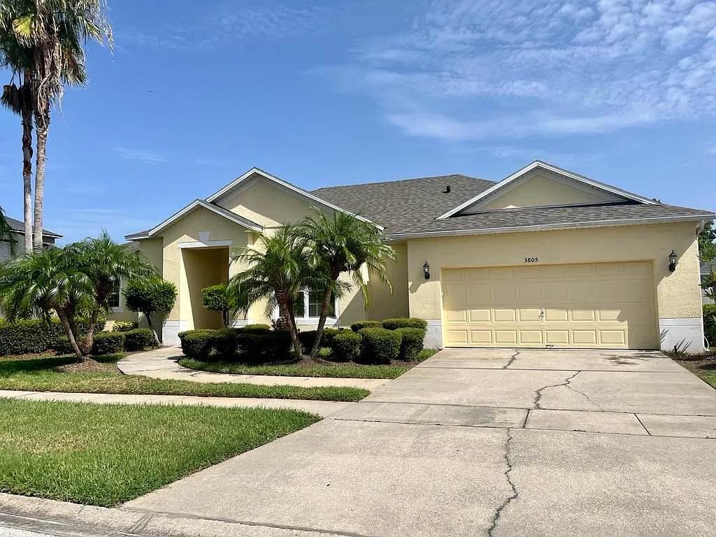 3 bed, 1757 sqft, $2,450 — Photo 2