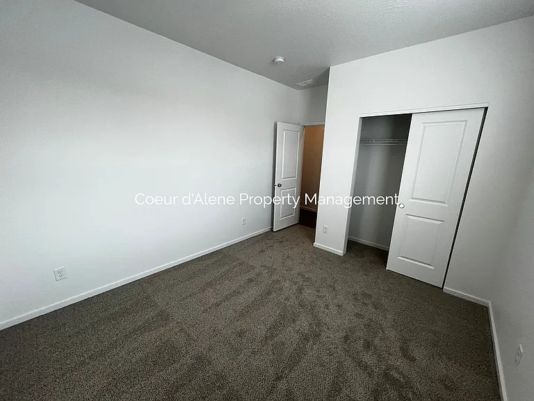 5212 E Aquila Ave — Photo 14