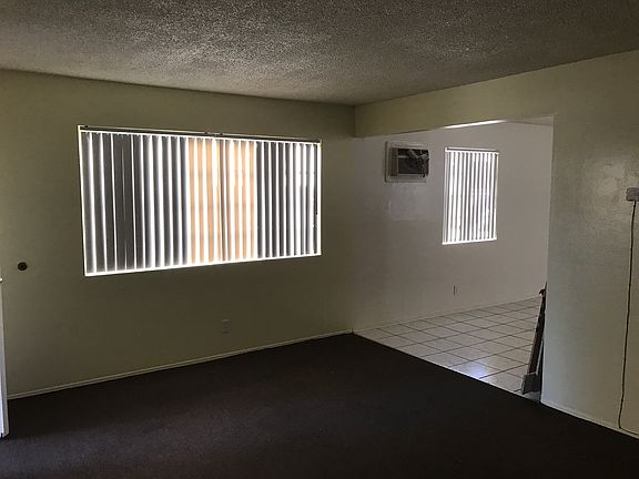 4th image of 140 N Grandview Ave