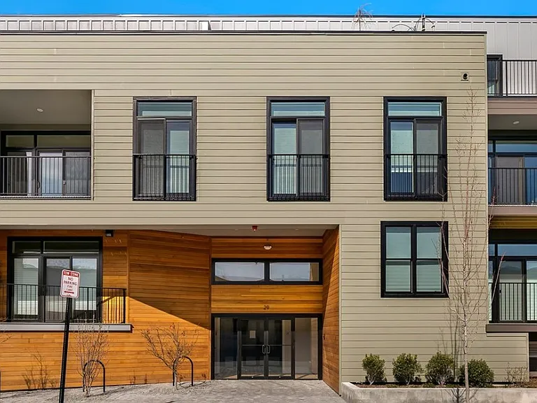 29 Woodbine St #107 — Photo 12