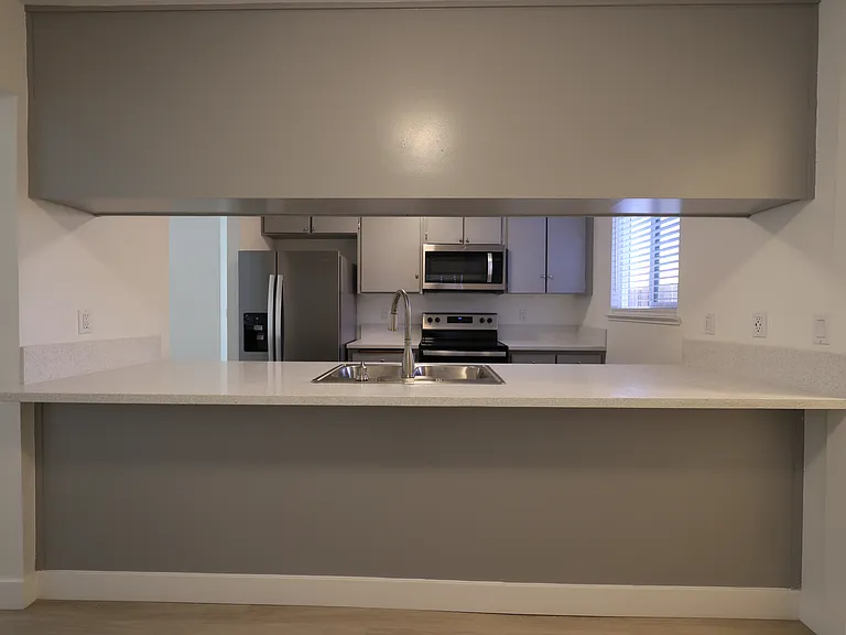 761 Almond St #B — Photo 11