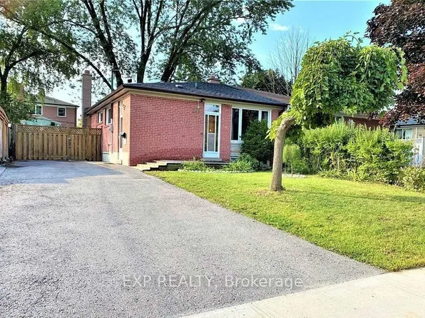218 Ashlar Rd, Richmond Hill, ON L4C 2W6