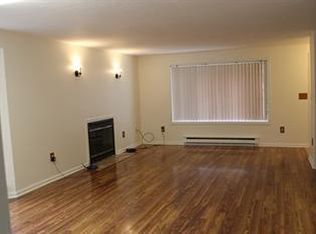 6 Jonathan Cir, Worcester, MA 01604