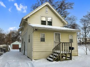 49 Lewis St, Pontiac, MI 48342