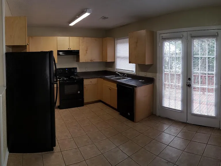 206 Vista Cir #B — Photo 15