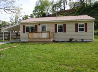 683 Peachtree Ln, Kingston, TN 37763