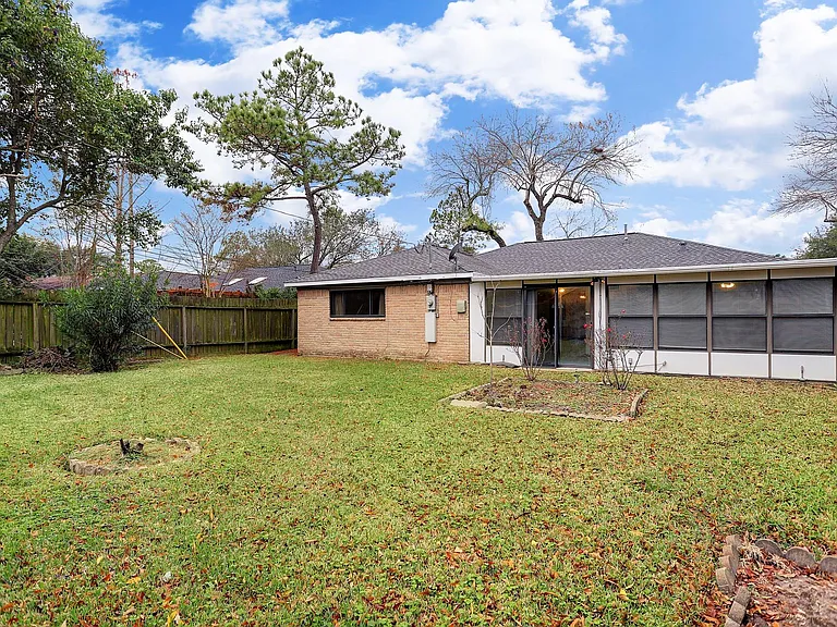 7739 Kensico Rd — Photo 19