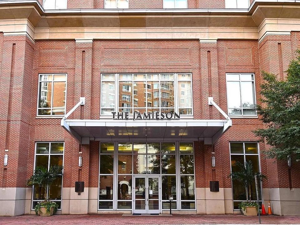 Entrance to the Jamieson