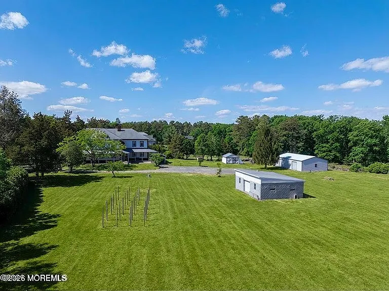 15 Hummingbird Way — Photo 47