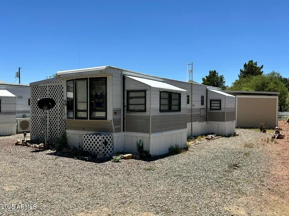 19101 E PALM Lane #18, Black Canyon City, AZ 85324