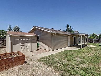 3rd image of 7751 Aster Way