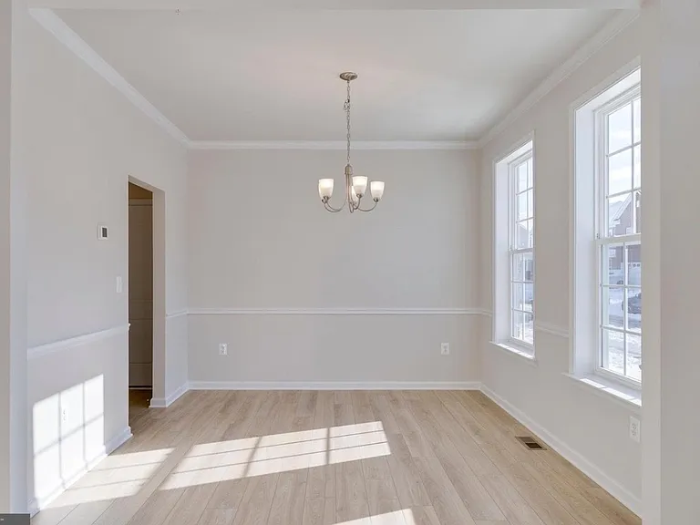 10810 Meridian Hill Way — Photo 6