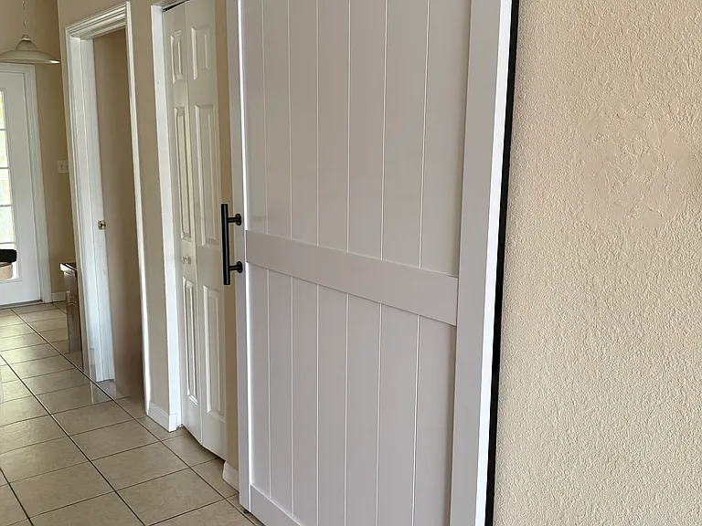 141 Reserve Cir #201 — Photo 8