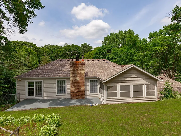 7116 Gleason Rd — Photo 25