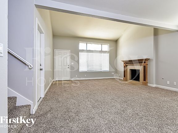 4th image of 3965 Belhaven St