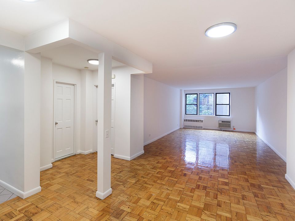 1st image of 150 E 18th St APT 4S