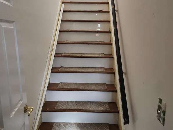 71 Linnet Street image 2 of 18