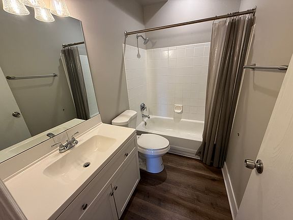 3rd image of 7157 Lyndover Pl APT H2