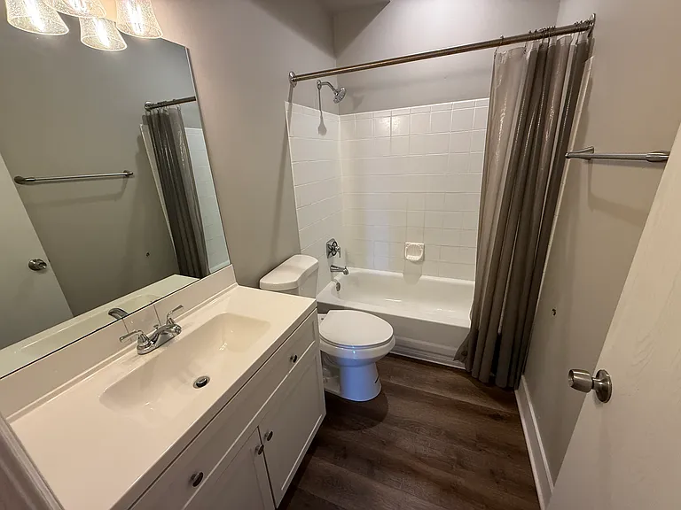 7157 Lyndover Pl #H2 — Photo 3