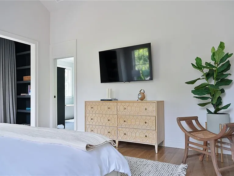 801 Adair Ave NE — Photo 31