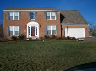 184 Bryna Ln, Carnegie, PA