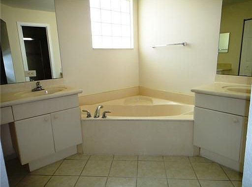 3rd image of 469 Conservation Dr
