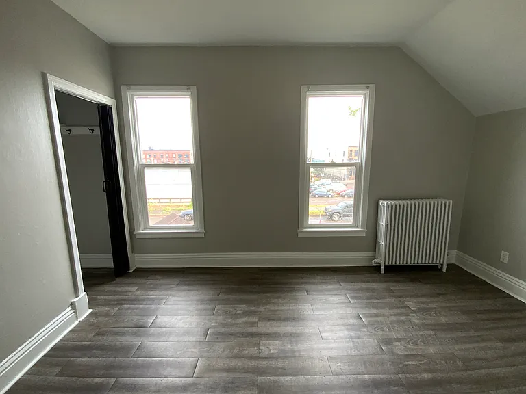 2 bed, 1.0 bath, $1,080 — Photo 14