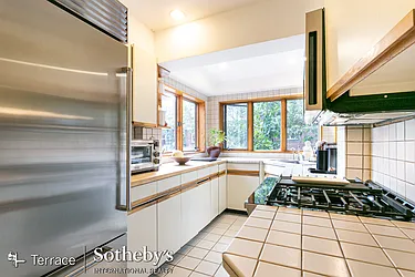 Sold by Terrace Sotheby's International Realty