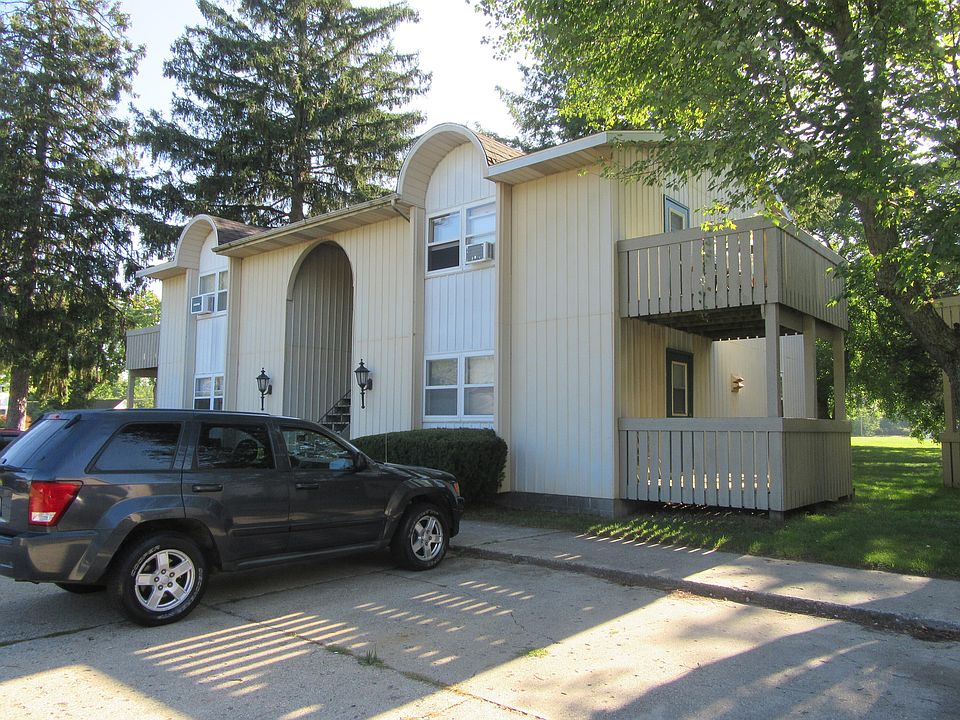 2nd image of 17574 144th Ave