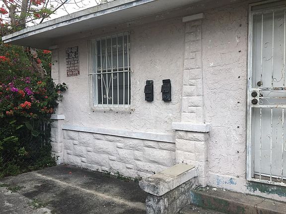 2nd image of 101 NE 60th St #1
