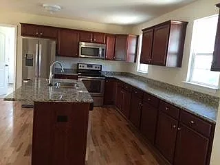 Building Photo - 3900 Hamlin Creek Ct
