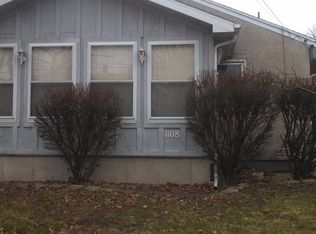 1108 Rock St, Peru, IL 61354