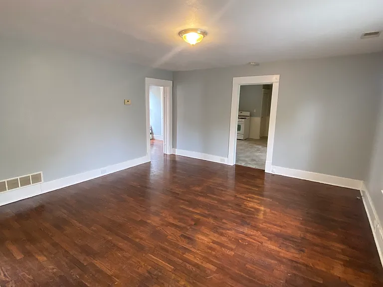 1017 Dayton St SW #2 — Photo 14