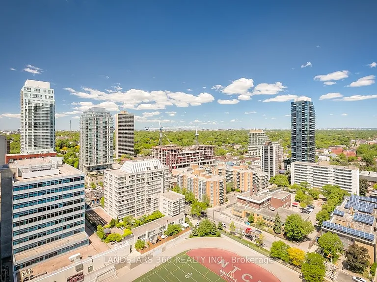 70 Roehampton Ave #2120 — Photo 6