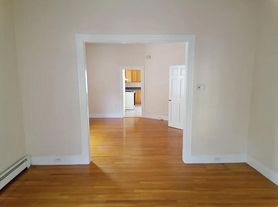16 Plumer St, Everett, MA