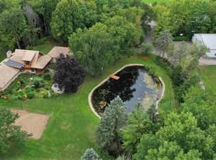 N4854 Green Valley Rd, Krakow, WI 54137