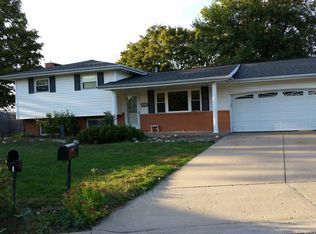 105 E Lakewood St, Morton, IL