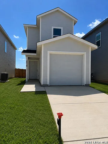 3 bed, 2.5 bath, 1360 sqft, $1,600 — Photo 2